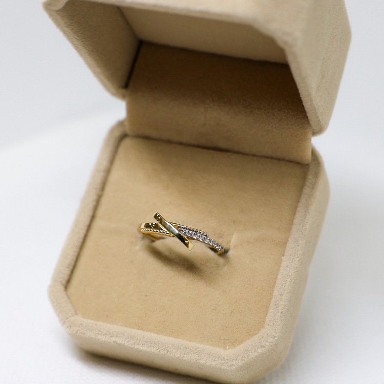 Pierścionek złoty – przecinek rozmiar 9 – Złoto próba 585 - Jubiler Brilliance