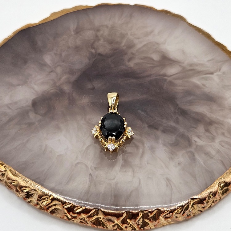 Zawieszka złota – czarna cyrkonia – Złoto próba 585 - Jubiler Brilliance