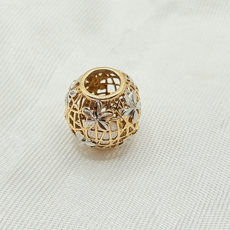 Zawieszka złota – Charms – ażurowa kulka – Złoto próba 585 - Jubiler Brilliance